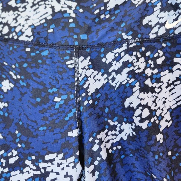 Womens Nike Dri-Fit Legend Legging Recycled Poly Drift 3/4 Crop Blue Pattern - Picture 3 of 14